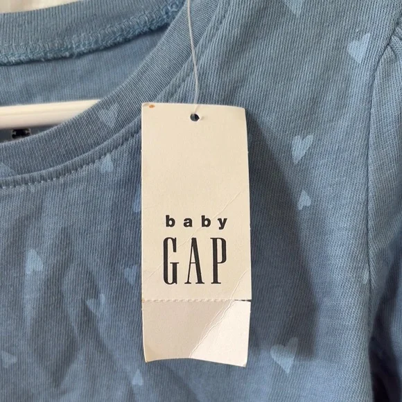 Baby GAP Blue Heart Top - Picture 3 of 9